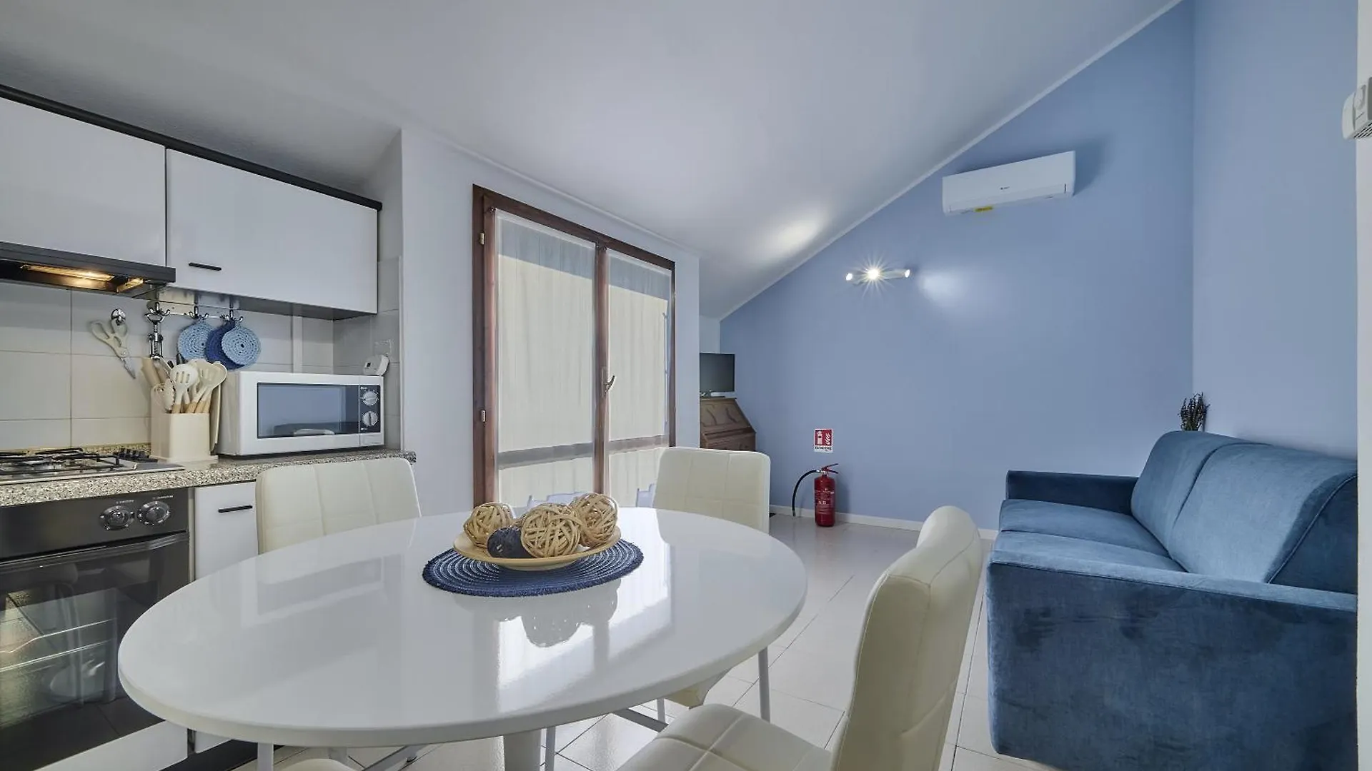 Cosy Apartment In 바레나 0*,